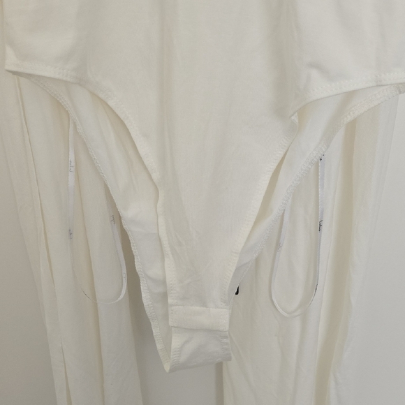 Lulu's White Bodysuit - Picture 6 of 13